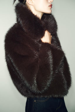 FAUX FUR COLLAR JACKET - Zara фото 14