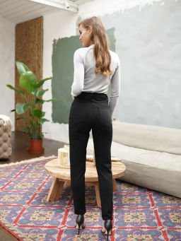 Женские джинсы МОМ CRACPOT 2852-уценка