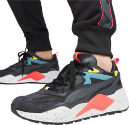 Кроссовки взрослые