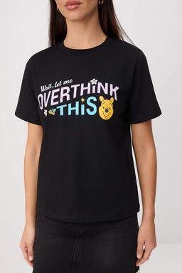 Siyah Winnie The Pooh Lisansl? Regular Kal?p K?sa Kollu Tok %100 Pamuk Orme T-Shirt TWOSS26TS00139