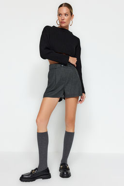 TRENDYOLMILLA Antrasit Regular Kal?p Dokuma Sort TWOAW24SR00060