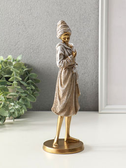 Сувенир полистоун "Девушка в банном халате" 8,5х8,5х25 см