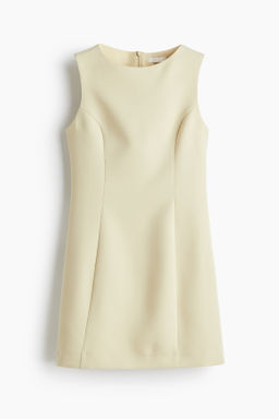 Vestido entallado