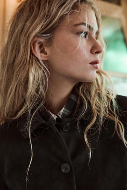 SHORT SUEDE-EFFECT JACKET - Zara фото 3