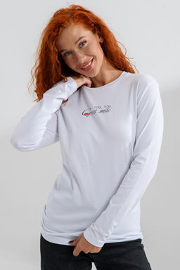 8513 Футболка с длинным рукавом женская