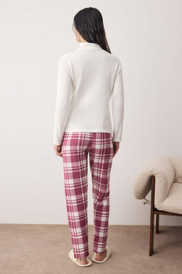 Beyaz-Bordo Fermuarl? Yumusak K?sl?k Waffle Orme Pijama Tak?m? THMAW26PT00186