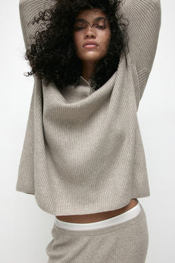 Polo en punto de canale