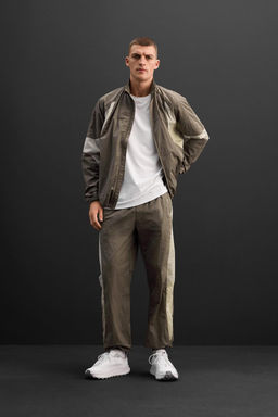 COLOUR BLOCK TECHNICAL JOGGERS - Zara фото 10