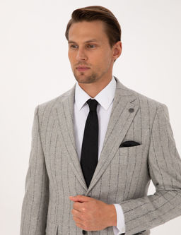 Gri Slim Fit Y_n Ka_mir Kar___ml_ _izgili Tak_m Elbise