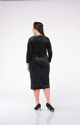 Гламурное платье из черного бархата