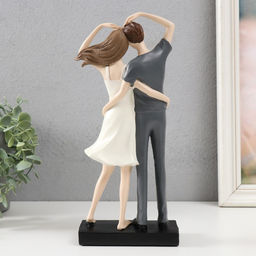 Фигурка полистоун Влюблённые: одно сердце на двоих 12?6.5?27.5 см