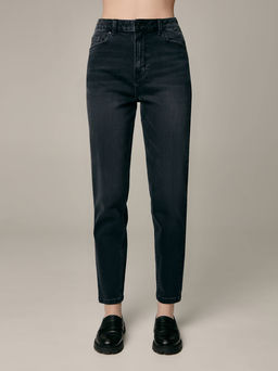 CONTE CON-544 Джинсы mom с высокой посадкой и квадратными карманами washed black