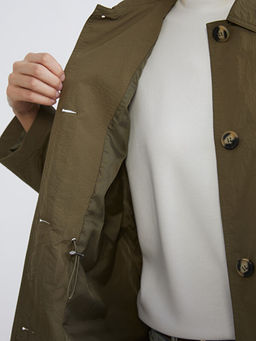 G?mlek Yaka Kad?n Ceket