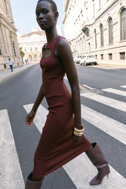 KNIT DRESS WITH CUT-OUT AND METAL DETAIL - Zara фото 3