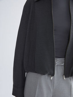 G?mlek Yaka Kad?n Ceket