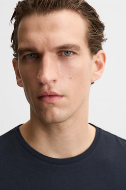 BASIC SLIM FIT T-SHIRT - Zara фото 22