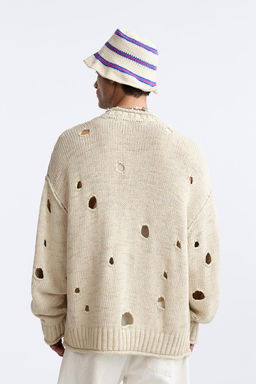 CARDIGAN WITH HOLES LIMITED EDITION - Zara фото 4