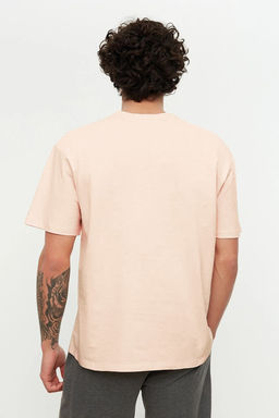 TRENDYOL MAN Beyaz Oversize/Genis Kesim Yaz? Bask?l? %100 Pamuk T-Shirt TMNSS20TS1097 - Trendyolmilla фото 3