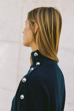 SOFT KNIT SWEATER WITH BUTTONS - Zara фото 3