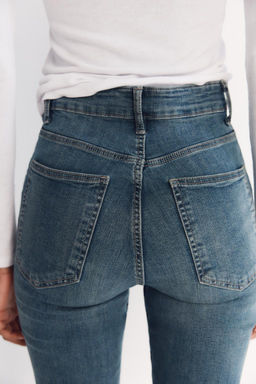 TRF SCULPT HIGH-WAIST JEANS - Zara фото 28