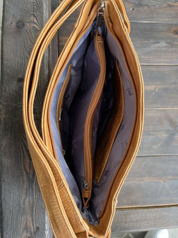 Женская сумка-рюкзак из эко кожи 9902 Рыжий - Kenguluna фото 7