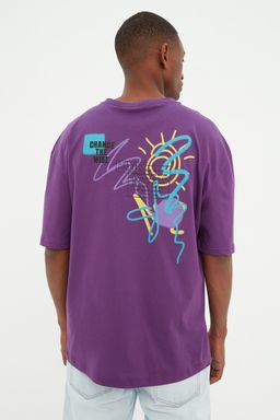 TRENDYOL MAN Siyah Oversize/Genis Kesim Yaz? Bask?l? %100 Pamuklu T-Shirt TMNSS21TS3438