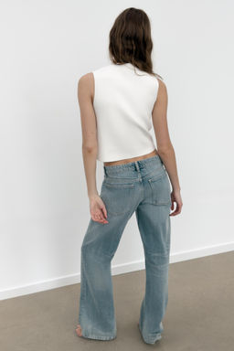 TOP CHALECO BOTONES / Blanco