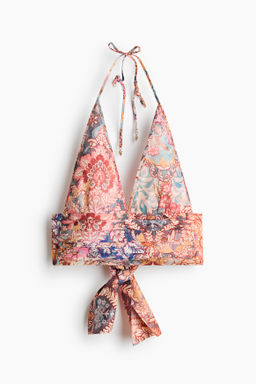 Top halter con cintura fruncida