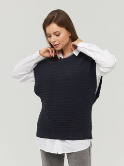 Жилет женский 222-1691. 893 т.джинс