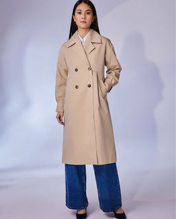 Плащ женский 

АРТ. 31811w черный/42