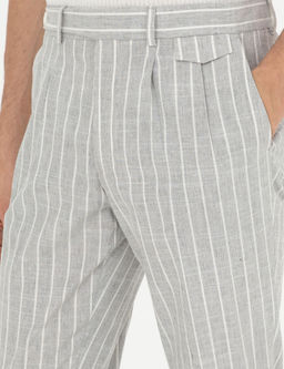 Светло-серые полосатые брюки из смесового льна для папы - Cacharel фото 6