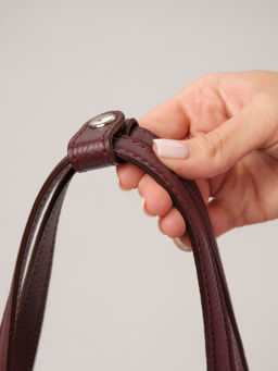 Замшевая сумка багет Deboro 31129 зимняя вишня