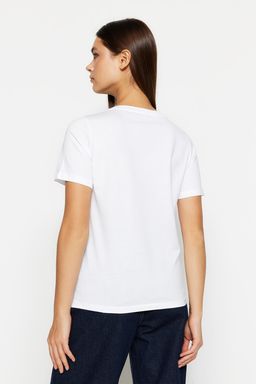 Beyaz %100 Pamuk Basic V Yaka Orme T-Shirt TWOSS23TS00001