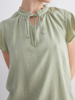 Ba?lamal? Yaka Dokulu Bluz