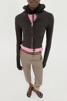 SUDADERA CROPPED SEAMLESS / marr?n vigor? - Zara фото 7