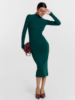 Изумрудное платье миди с длинными рукавами в рубчик