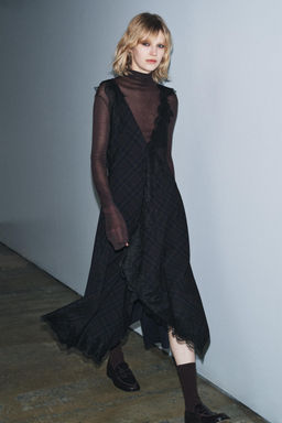 ZW COLLECTION LIMITED EDITION CONTRAST LACE DRESS