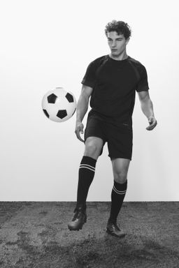 Pantal?n corto de f?tbol con DryMove - H&m фото 9