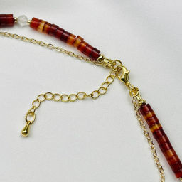 Колье из Сердолика и Лунного камня с подвеской