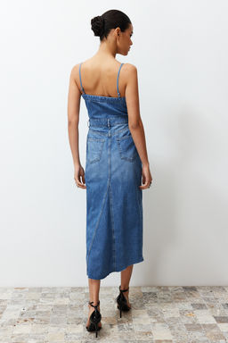 TRENDYOLMILLA Mavi Y?rtmacl? Dikis Detayl? Ask?l? Maxi Denim Elbise TWOSS24EL00544  фото 6