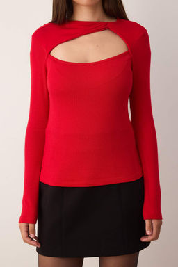 K?rm?z? Cut Out Detayl? Vucuda Oturan Yumusak Tuseli Esnek Orme Bluz TWOAW26BZ00126