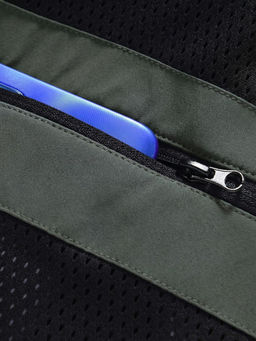 Ветровка мужская софтшелл виндстоппер с капюшоном спортивная цвета хаки 9617_1Kh