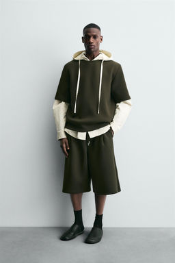 STUDDED NEOPRENE-EFFECT SWEATSHIRT - Zara фото 10