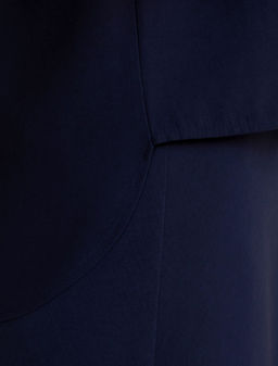 Укороченная блузка с V вырезом из плотного лиоцелла