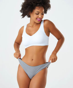 Трусы женские слипы (Оверлок по краям) Cherry Girl 61227 хлопок, эластан размеры S, M, L, XL - VANESSA FOR ME фото 7