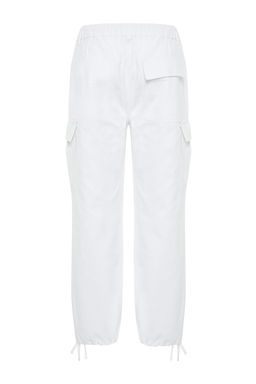 Beyaz Loose Fit Pacas? Baglamal? Kargo Pantolon TMNSS23PL00035 - Trendyolmilla фото 8