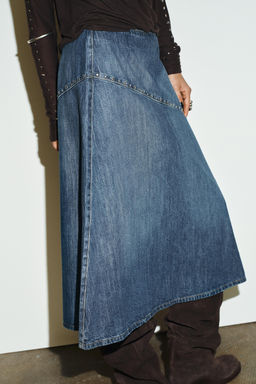 TRF STUDDED DENIM SKIRT - Zara фото 2