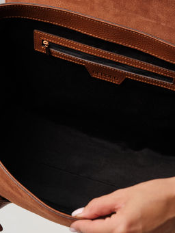 Замшевая сумка Deboro 31051 коричневый фундук