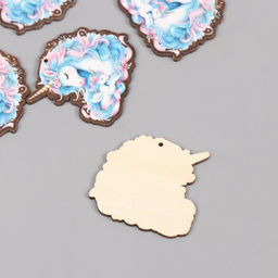 Цена за 10 шт. Декор для творчества дерево Семья единорогов, 4?4.2?0.3 см