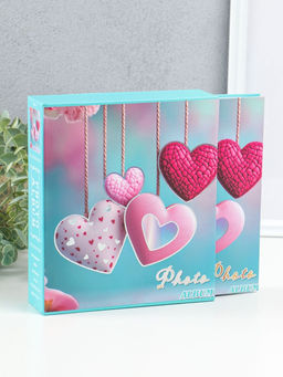 Фотоальбом на 100 фото 13×18 см «Сердца на веревочках», в коробке, 5×18×20.5 см